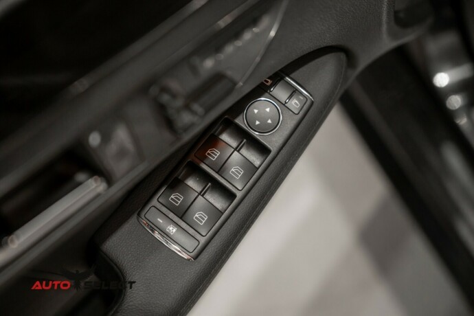 mercedes-benz-e-klasse-bensin-2009-big-26