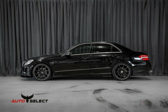 mercedes-benz-e-klasse-bensin-2009-big-7