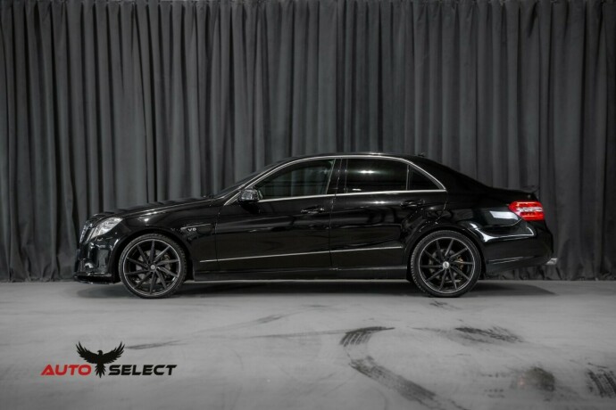 mercedes-benz-e-klasse-bensin-2009-big-8
