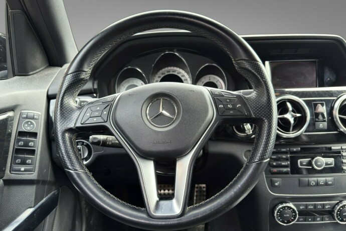 mercedes-benz-glk220-diesel-2013-big-10