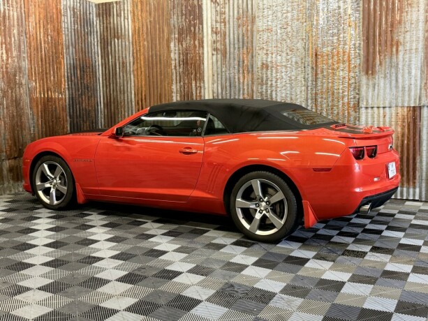 chevrolet-camaro-bensin-2011-big-55