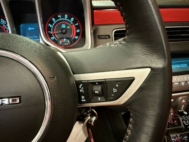 chevrolet-camaro-bensin-2011-big-33