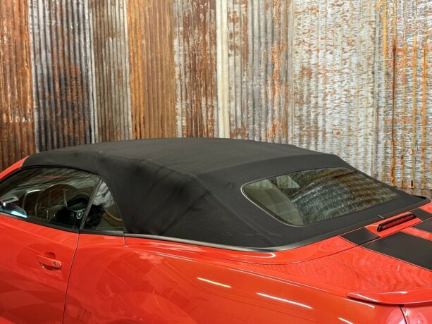 chevrolet-camaro-bensin-2011-big-56