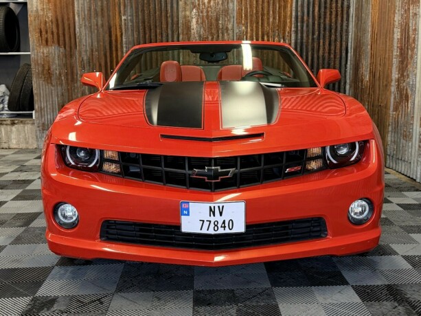 chevrolet-camaro-bensin-2011-big-12
