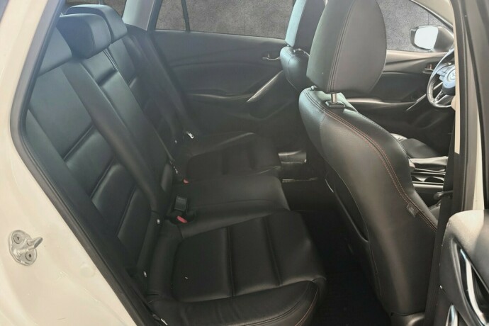 mazda-6-diesel-2015-big-23