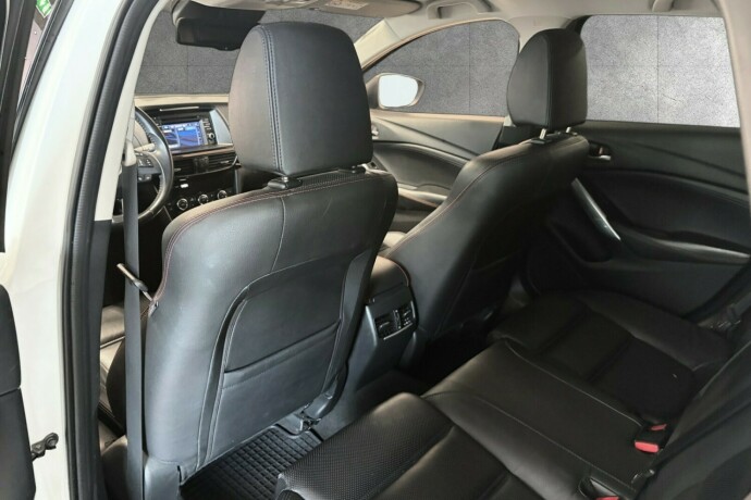 mazda-6-diesel-2015-big-22
