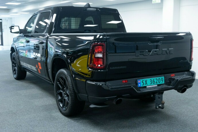 ram-1500-bensin-2025-big-1