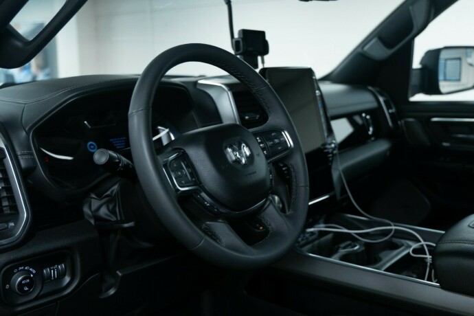 ram-1500-bensin-2025-big-5