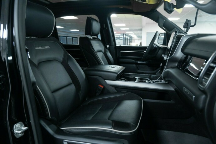 ram-1500-bensin-2025-big-11