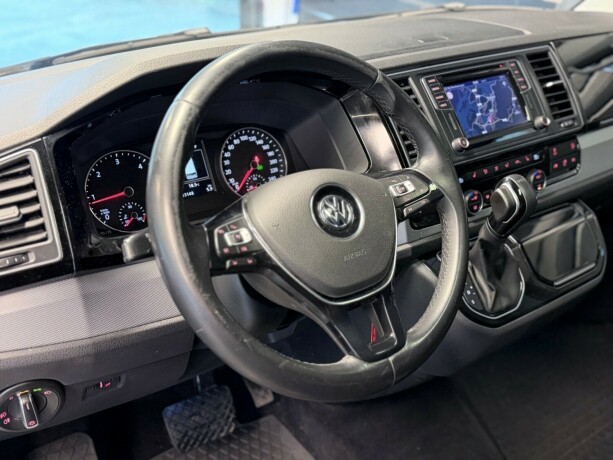 volkswagen-caravelle-diesel-2016-big-10