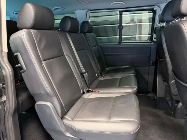 volkswagen-caravelle-diesel-2016-big-18