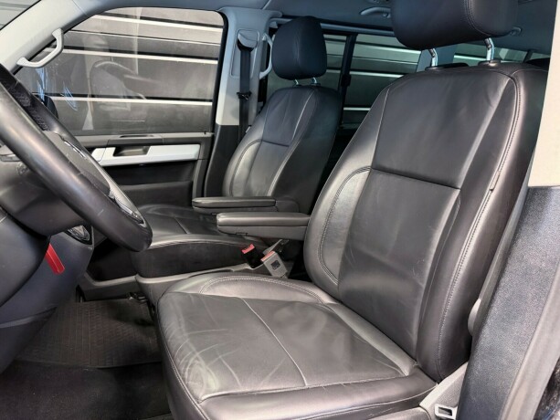volkswagen-caravelle-diesel-2016-big-12