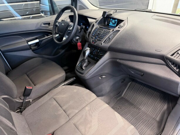 ford-transit-connect-diesel-2018-big-20