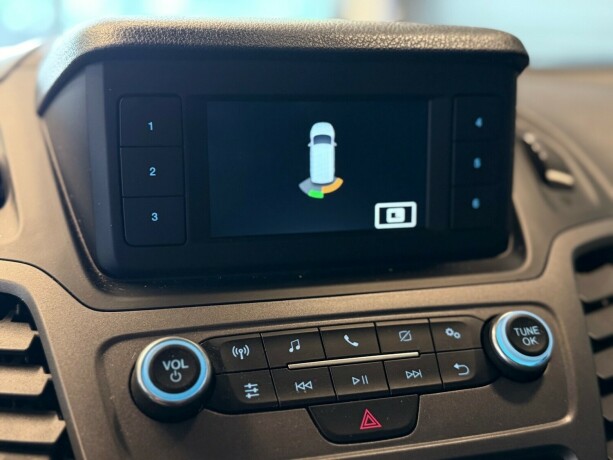 ford-transit-connect-diesel-2019-big-13