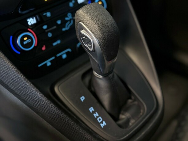 ford-transit-connect-diesel-2019-big-11