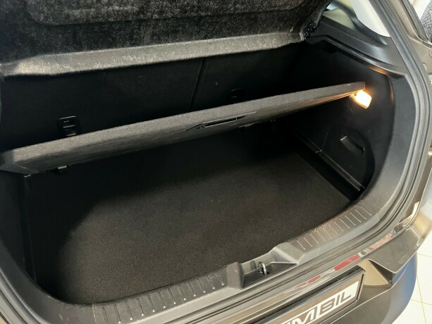 mazda-cx-3-bensin-2019-big-26