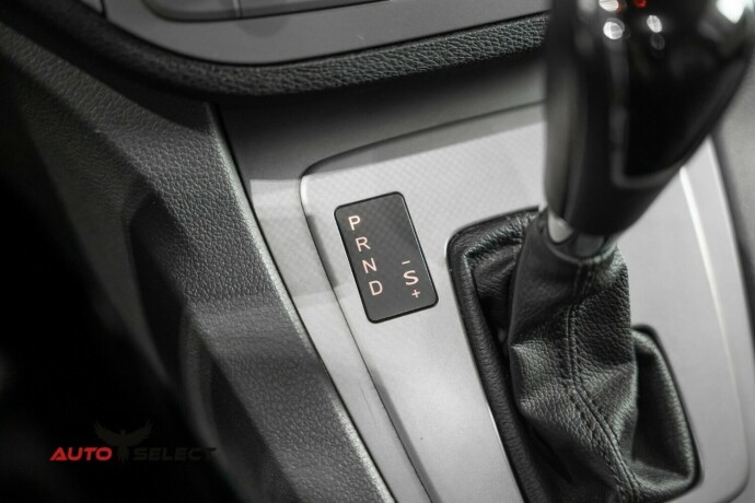 ford-kuga-diesel-2011-big-36