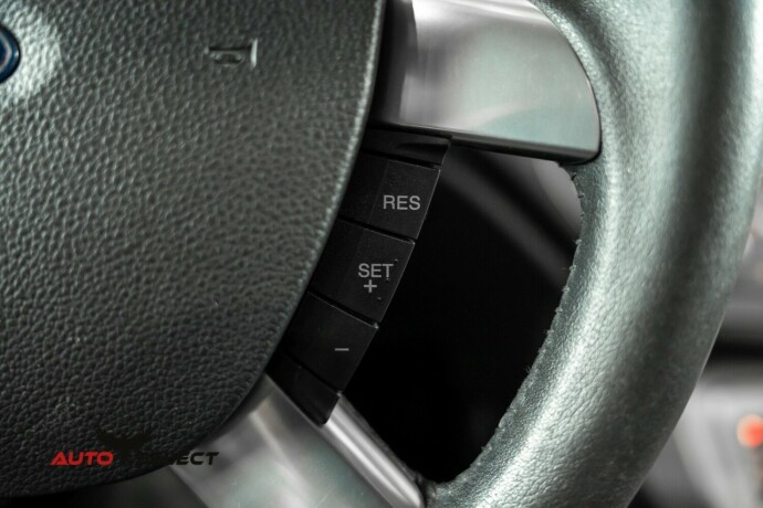 ford-kuga-diesel-2011-big-31