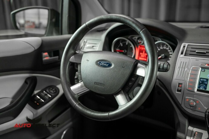 ford-kuga-diesel-2011-big-25
