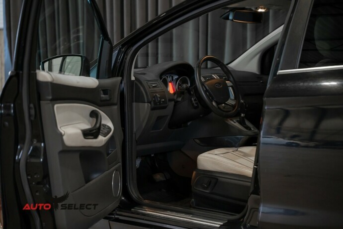 ford-kuga-diesel-2011-big-20