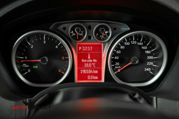 ford-kuga-diesel-2011-big-30