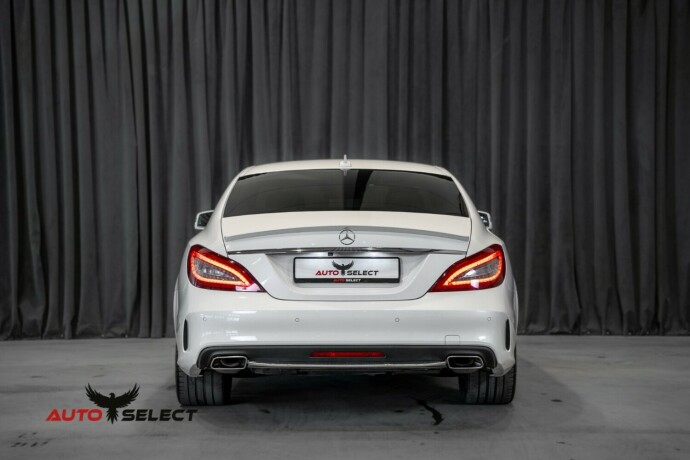 mercedes-benz-cls-diesel-2016-big-9