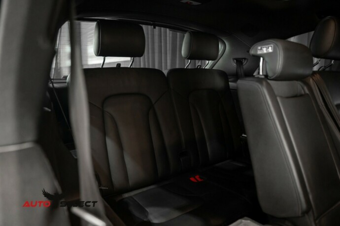 audi-q7-diesel-2011-big-18