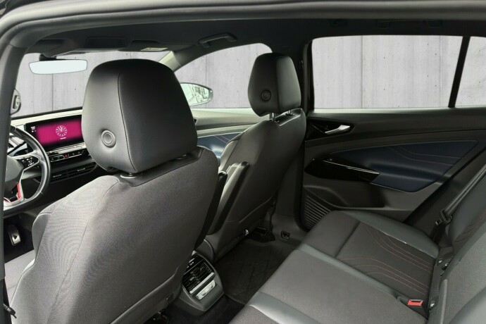 volkswagen-id4-gtx-elektrisitet-2022-big-16