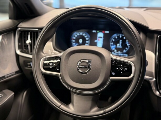 volvo-s90-elektrisitetbensin-2018-big-21