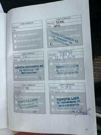 toyota-auris-bensin-2010-big-13