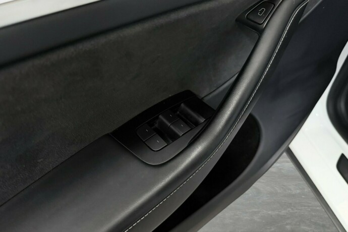 tesla-model-y-elektrisitet-2023-big-17