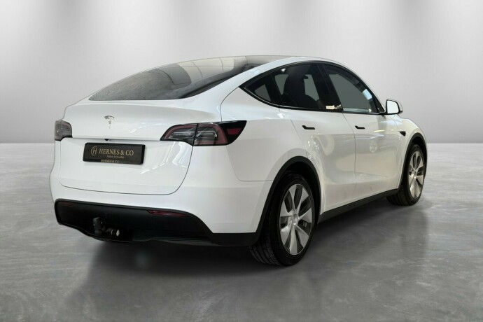 tesla-model-y-elektrisitet-2023-big-8