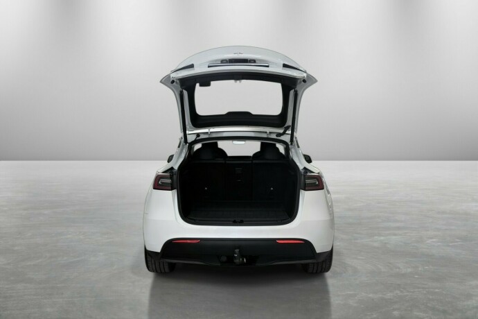 tesla-model-y-elektrisitet-2023-big-12