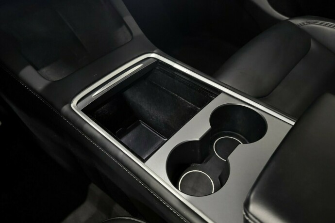 tesla-model-y-elektrisitet-2023-big-32