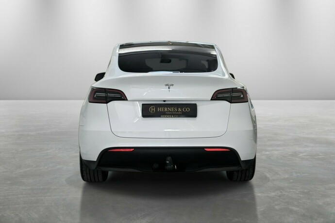 tesla-model-y-elektrisitet-2023-big-10