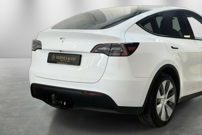 tesla-model-y-elektrisitet-2023-big-9