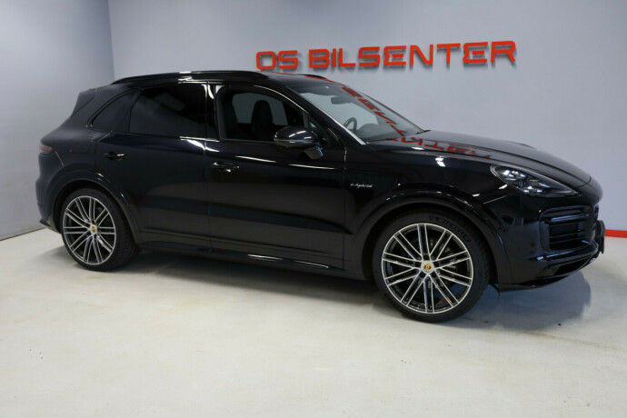 porsche-cayenne-elektrisitetbensin-2020-big-1