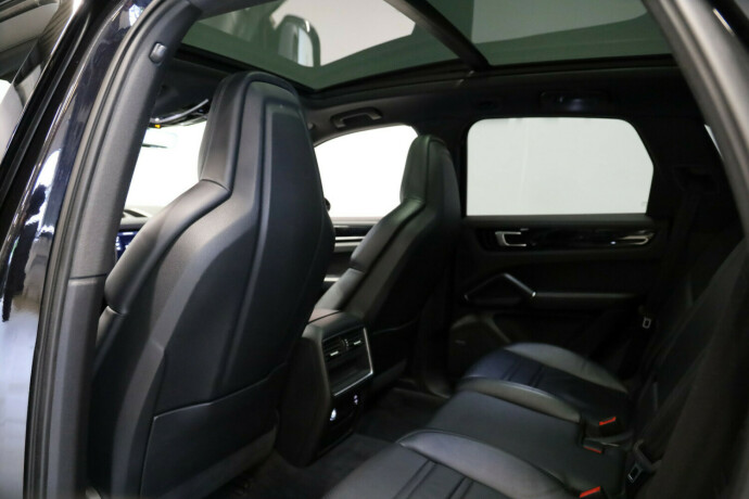 porsche-cayenne-elektrisitetbensin-2020-big-11