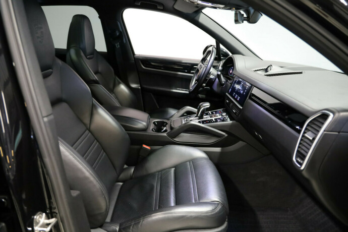 porsche-cayenne-elektrisitetbensin-2020-big-8