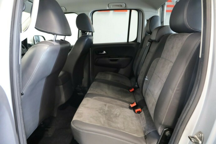 volkswagen-amarok-diesel-2015-big-12