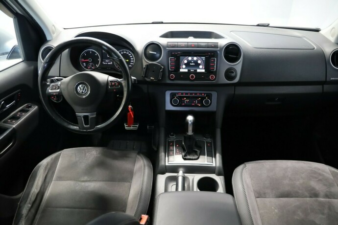volkswagen-amarok-diesel-2015-big-8