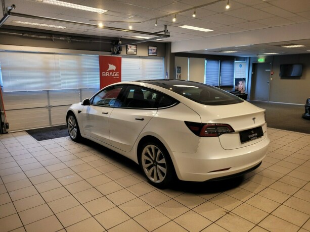 tesla-model-3-elektrisitet-2019-big-6