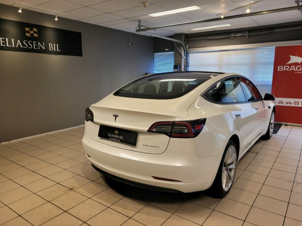 tesla-model-3-elektrisitet-2019-big-5