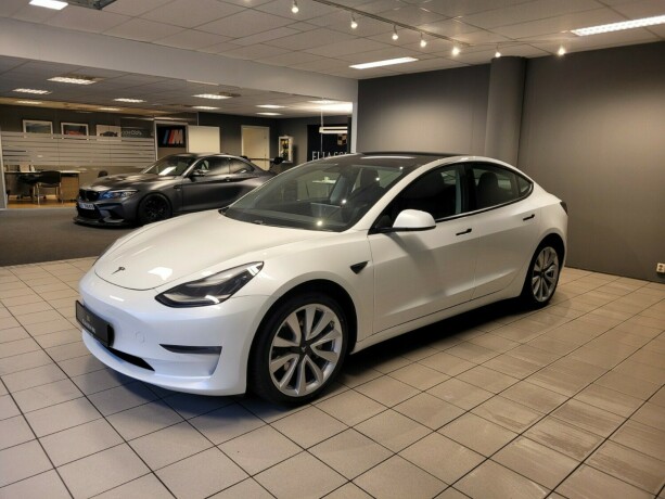 tesla-model-3-elektrisitet-2019-big-7