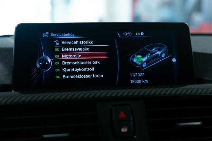 bmw-m4-bensin-2015-big-27