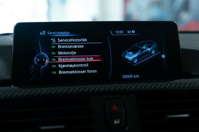 bmw-m4-bensin-2015-big-28