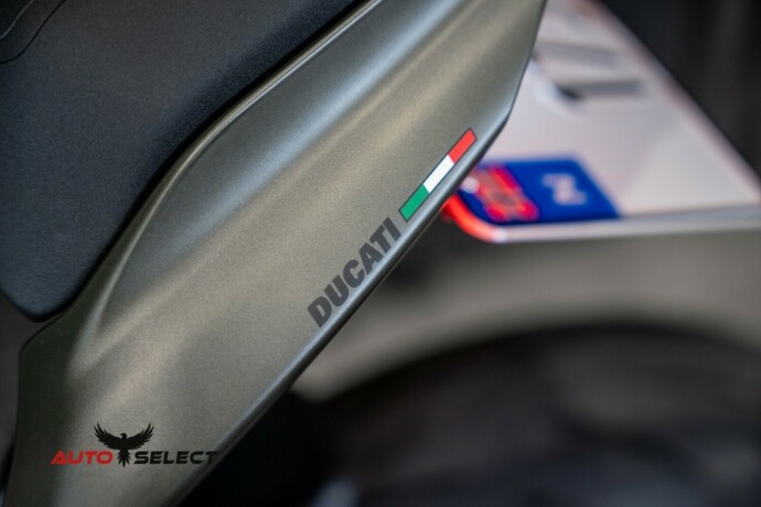 ducati-streetfighter-v2-bensin-2023-big-8