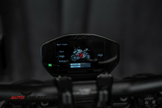 ducati-streetfighter-v2-bensin-2023-big-22