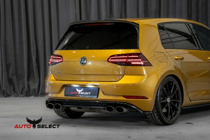 volkswagen-golf-bensin-2017-big-12