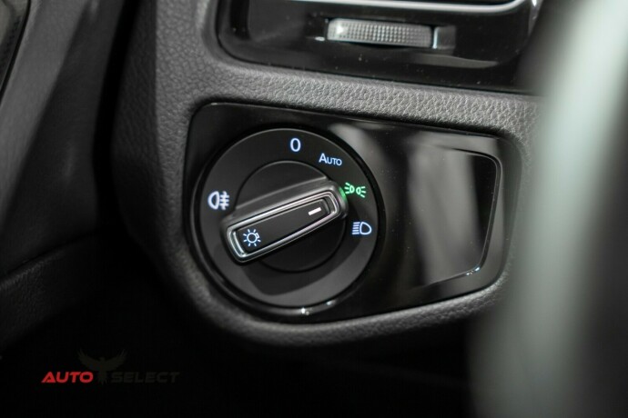 volkswagen-golf-bensin-2017-big-34